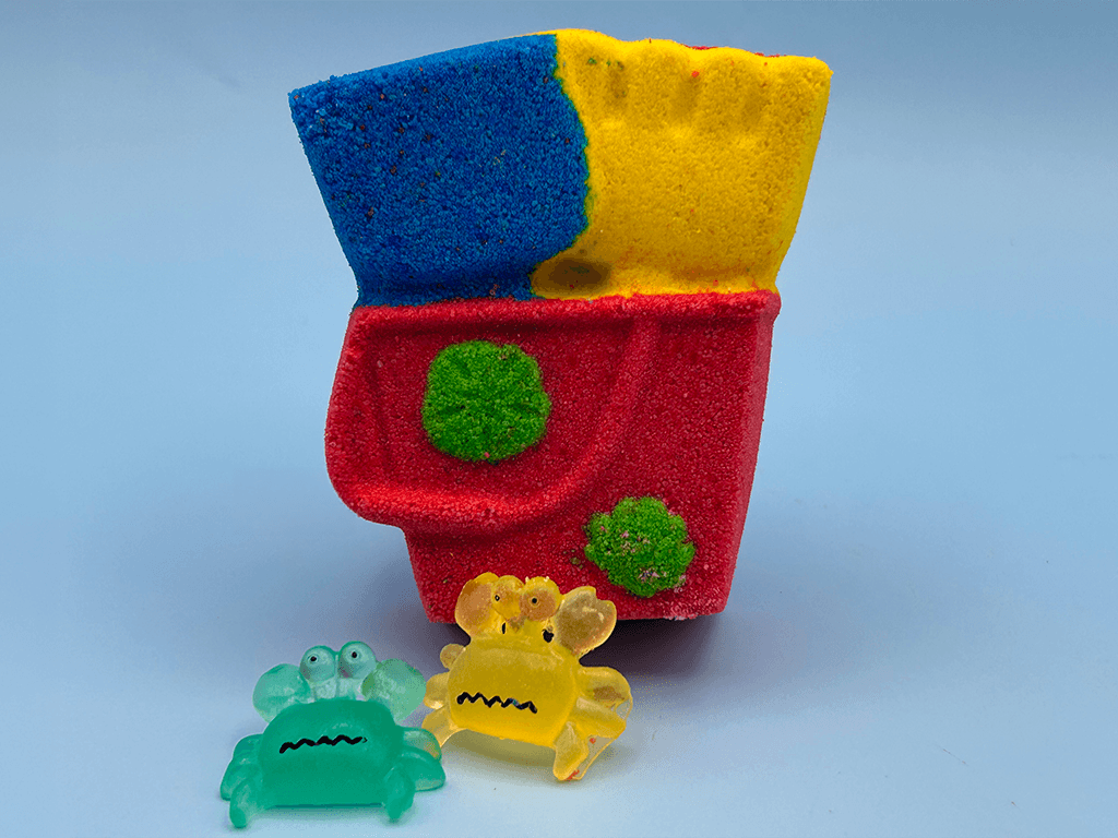 Sand Pail Kids Bath Bomb with Luminous Crab Toy Inside