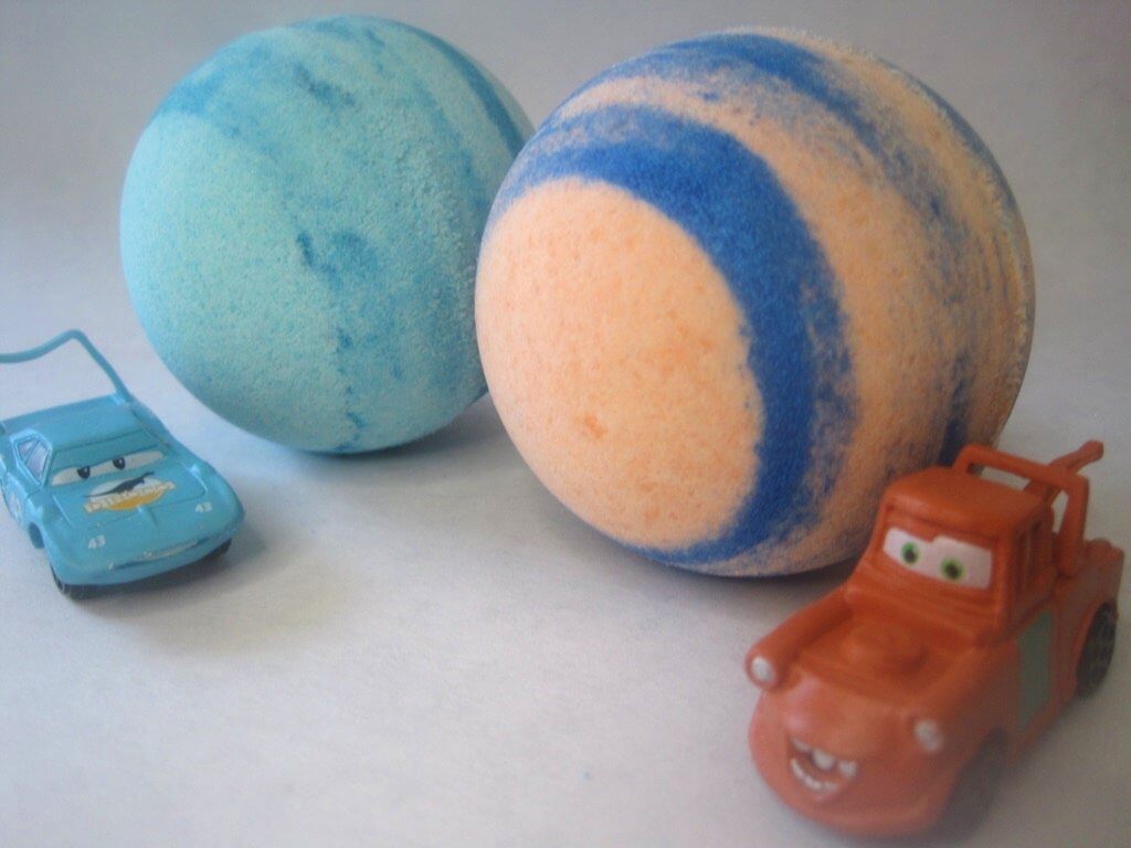 Cars Bath Bombs Party Pack (with Toys Inside) - 6 ct - Berwyn Betty's Bath & Body Shop