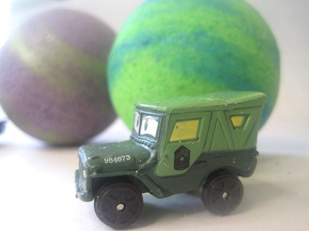 Cars Bath Bombs Party Pack (with Toys Inside) - 6 ct - Berwyn Betty's Bath & Body Shop