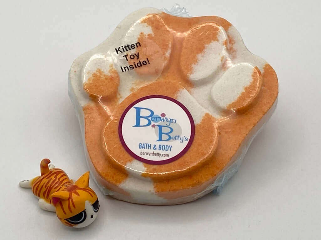 Cat Paw Print Bath Bombs Party Pack (with Toys Inside) - 6 ct - Berwyn Betty's Bath & Body Shop