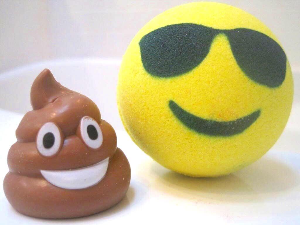 Emoji Bath Bombs Party Pack (with Toys Inside) - 6 ct - Berwyn Betty's Bath & Body Shop