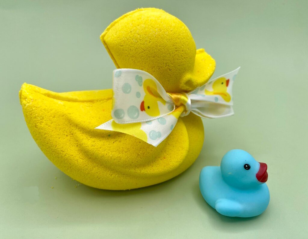 Gender Reveal Duck Bath Bomb with Gender Reveal Toy Duck Inside - Berwyn Betty's Bath & Body Shop