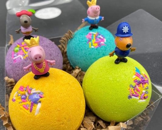 Peppa Pig Bath Bombs Gift Box (with Toy Inside) - 4 ct - Berwyn Betty's Bath & Body Shop