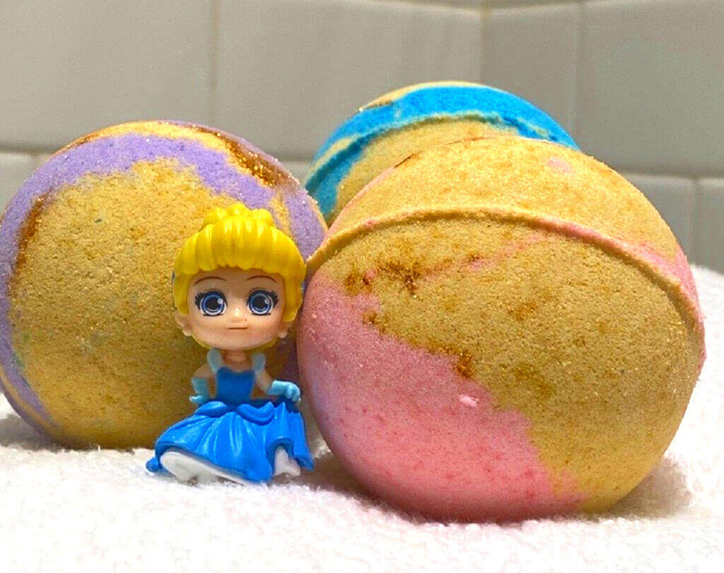 Princess Bath Bombs Party Pack (with Toys Inside) - 6 ct - Berwyn Betty's Bath & Body Shop