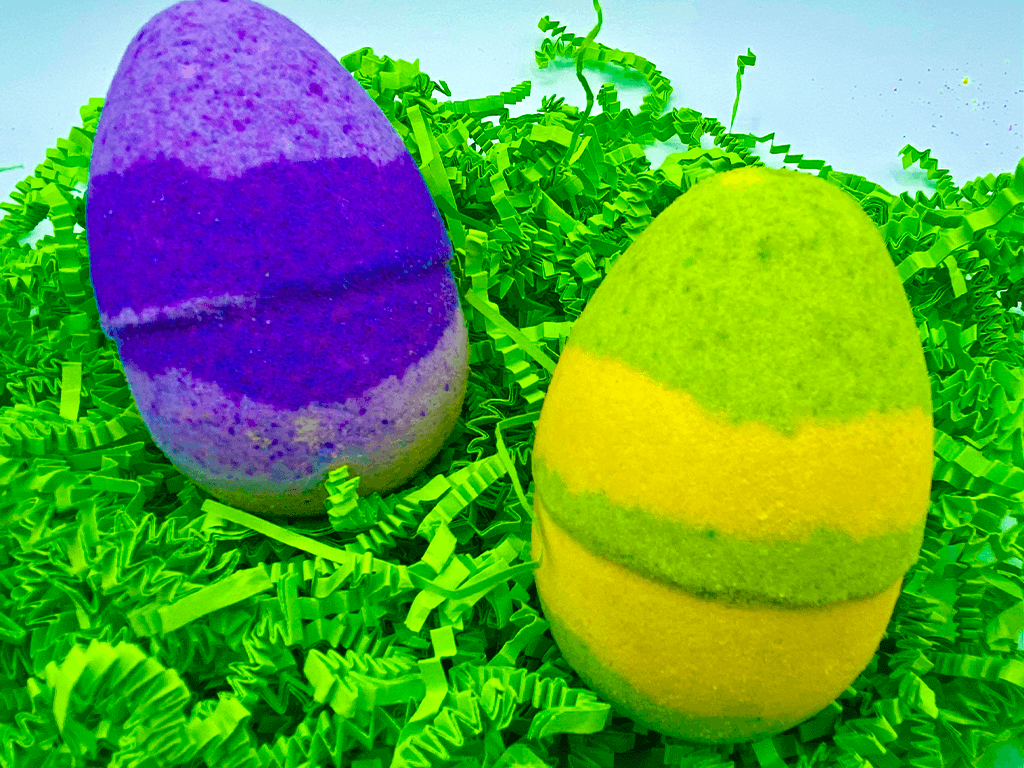 Snake Egg Kids Bath Bomb with Toy Inside