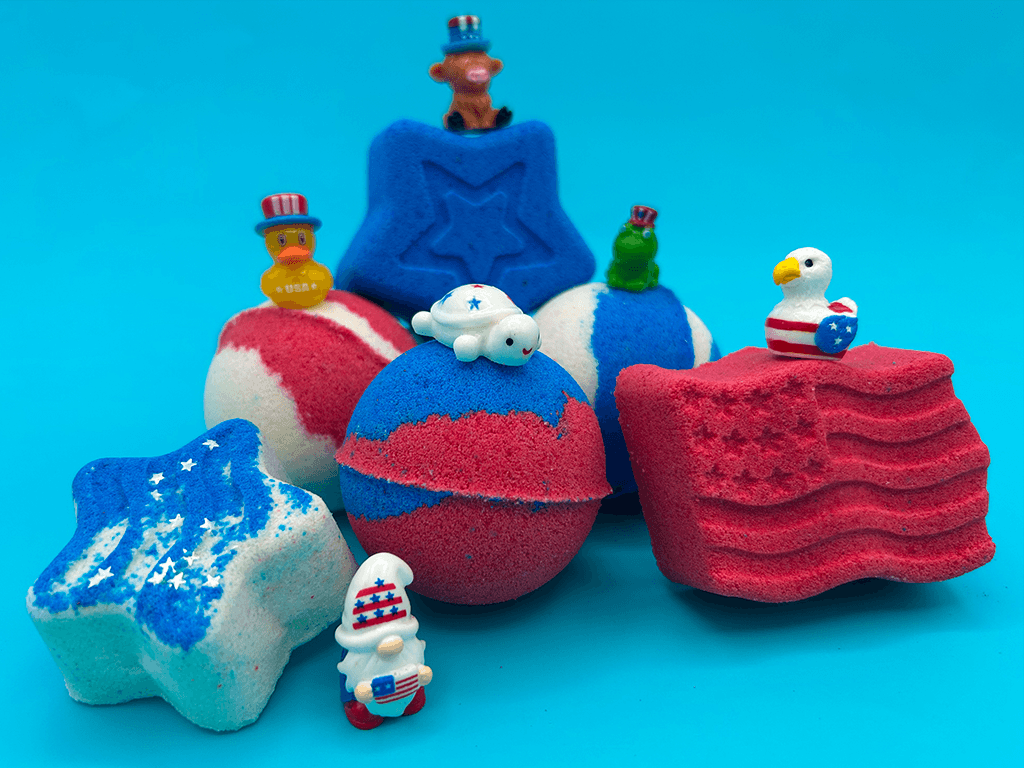 BASICS Patriotic Kids Bath Bomb Gift Bag with Patriotic Toys Inside - 6 ct