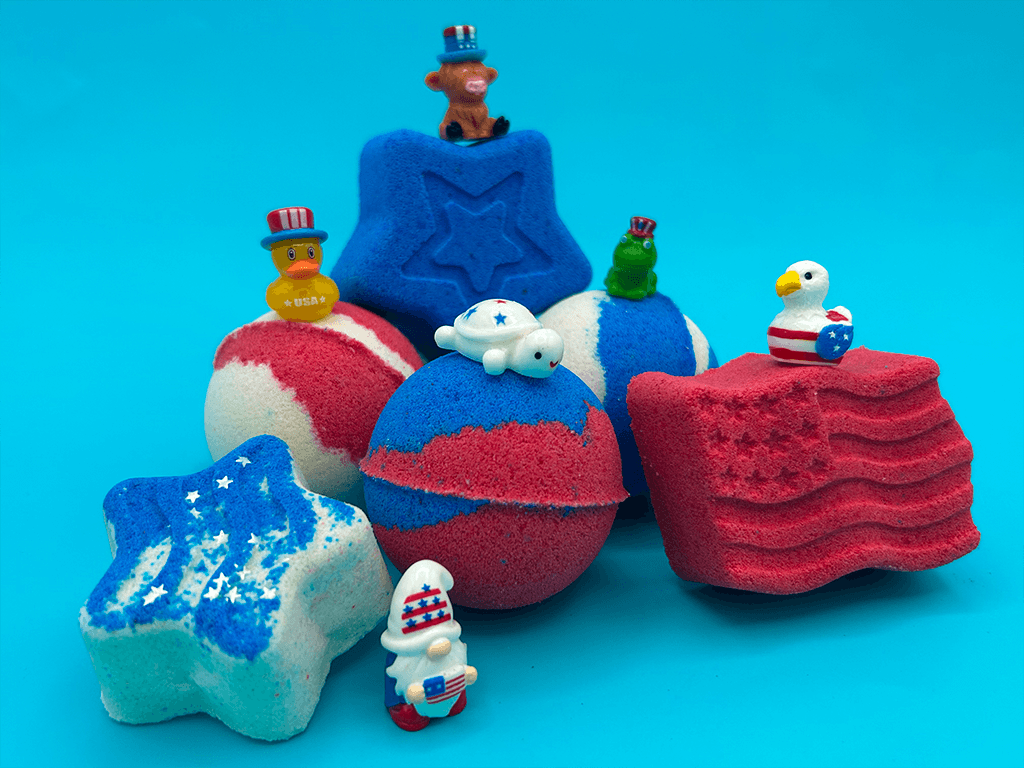 BASICS Patriotic Kids Bath Bomb Gift Bag with Patriotic Toys Inside - 6 ct