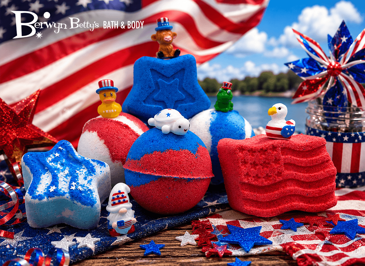 BASICS Patriotic Kids Bath Bomb Gift Bag with Patriotic Toys Inside - 6 ct