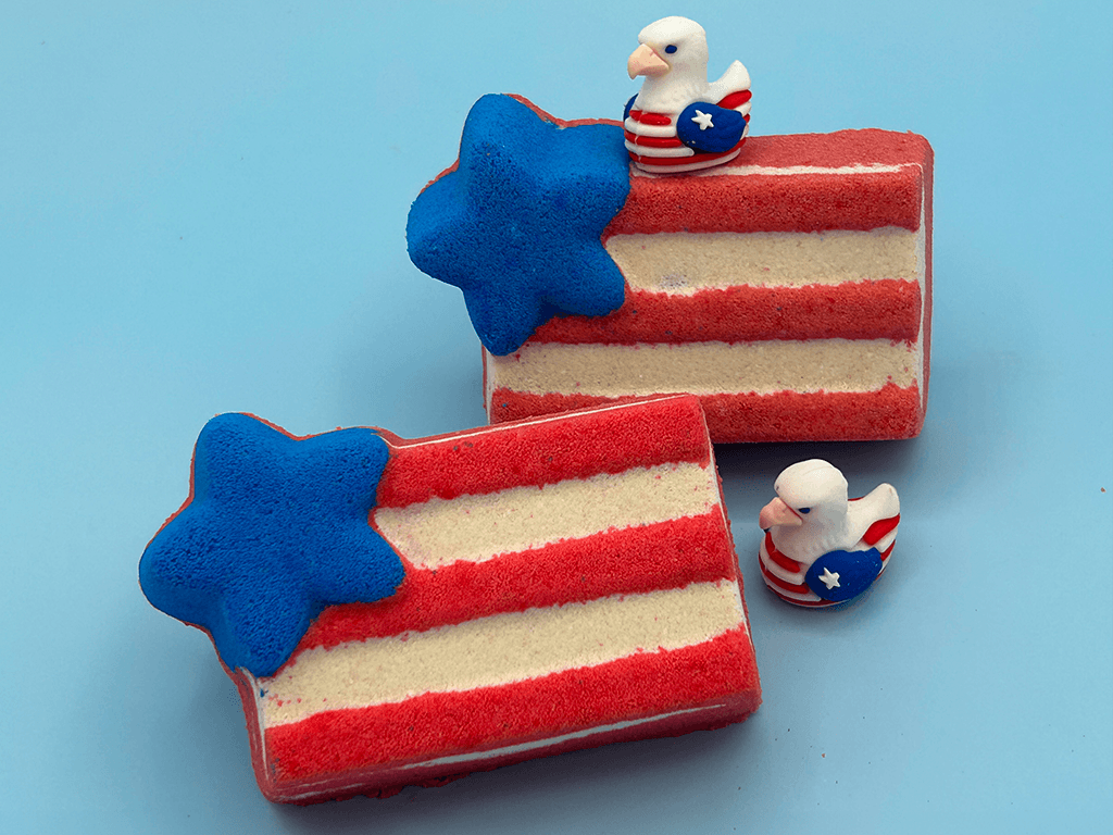 American Flag Kids Bath Bomb with Patriotic Duck Figure