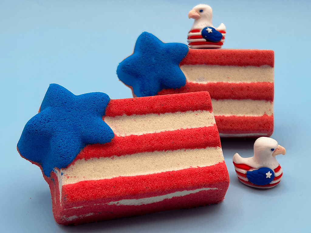 American Flag Kids Bath Bomb with Patriotic Duck Figure