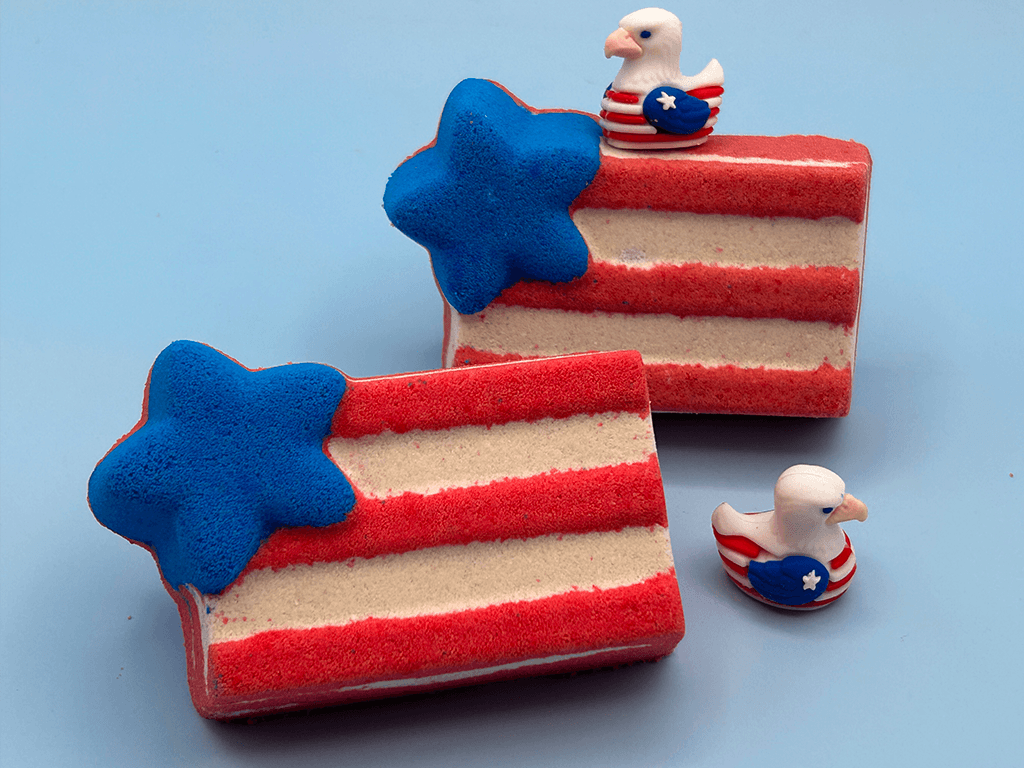 American Flag Kids Bath Bomb with Patriotic Duck Figure