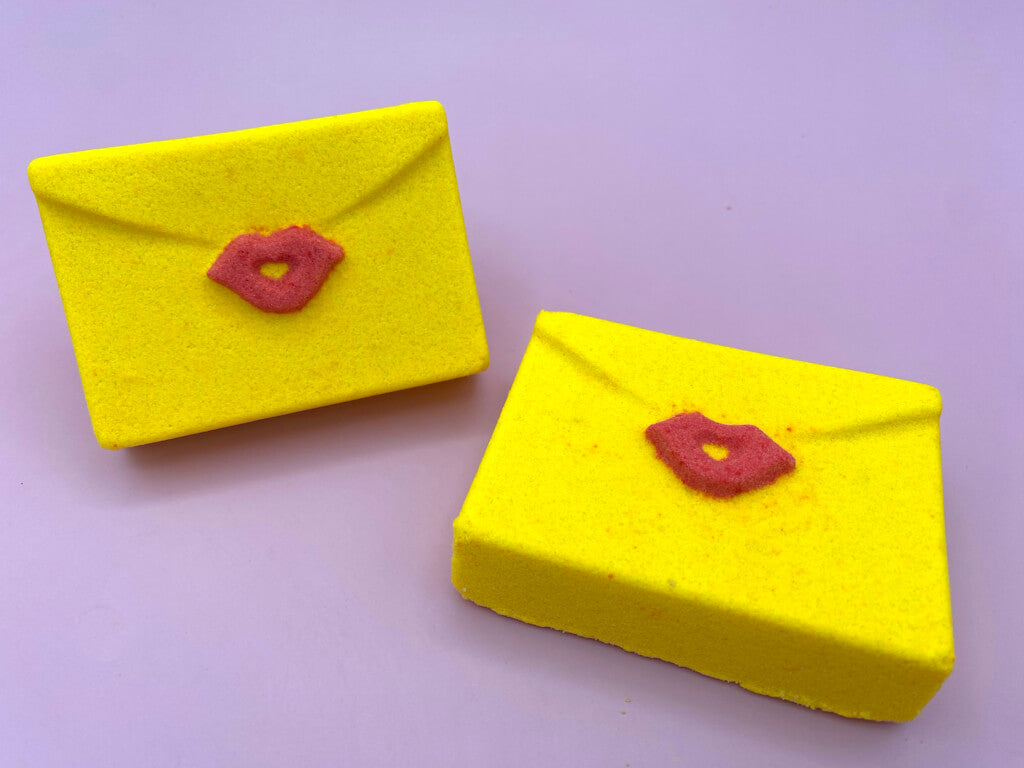 Valentine Love Letter Kids Bath Bomb with Toy Conversation Hearts Inside