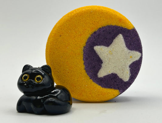 🌙 Halloween Crescent Moon Kids Bath Bomb with Black Cat Toy Inside