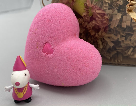 PEPPA PIG MINI HEART Kids Bath Bomb with Peppa Toy Inside