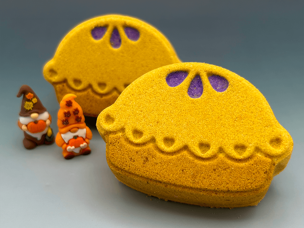 Fruit Pie Bath Bomb for Kids with Fall Gnome Toy Inside