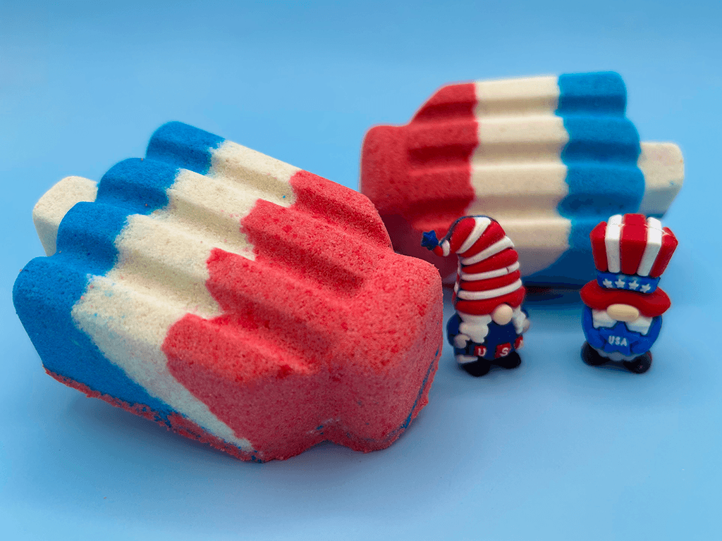 America Pop Kids Bath Bomb with Patriotic Gnome Figure Inside
