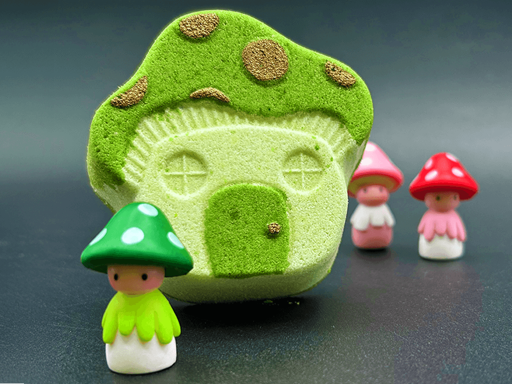 St Patrick's Kids Bath Bomb Collection Box with Holiday Themed Bombs - 6 ct