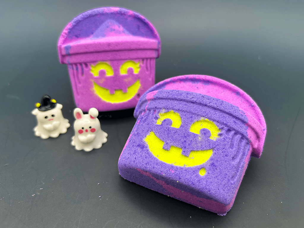 Halloween Trick-or-Treat Bucket Bath Bomb for Kids with Cute Animal Ghost Toy Inside