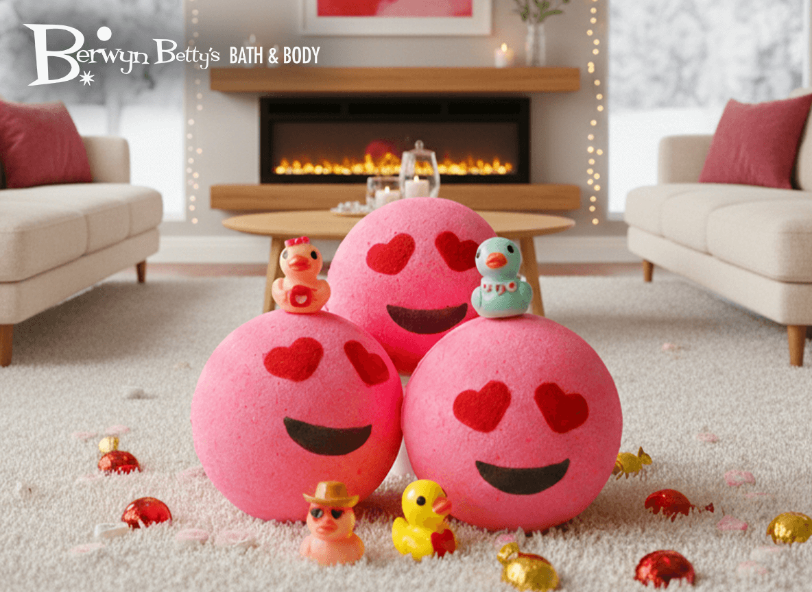 VALENTINE EMOJI Kids Bath Bomb with Duck Figurine Inside