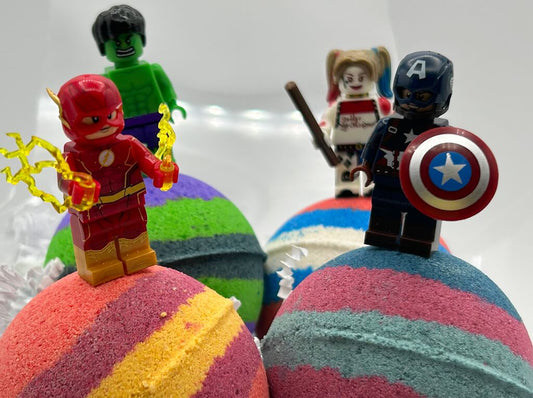 SUPERHERO BALL Kids Bath Bomb Gift Box with Toys Inside - 4 ct