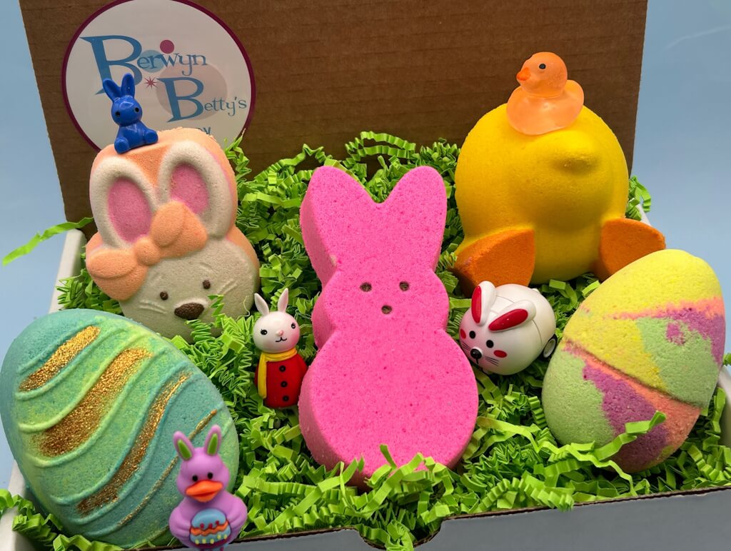 Easter Kids Bath Bombs Collection Box with Holiday Themed Toys Inside  - 5 ct