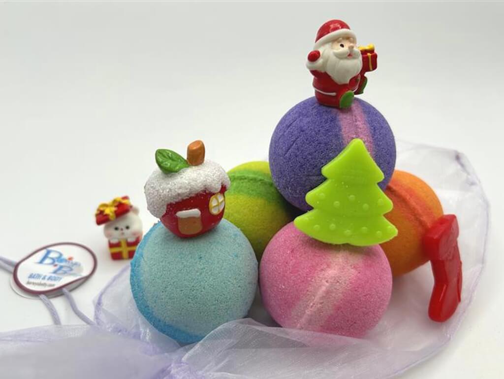 BASICS HOLIDAY ORNAMENTS Ornaments Kids Bath Bomb Bag with Christmas Surprises Inside - 6 ct - Berwyn Betty's Bath & Body Shop