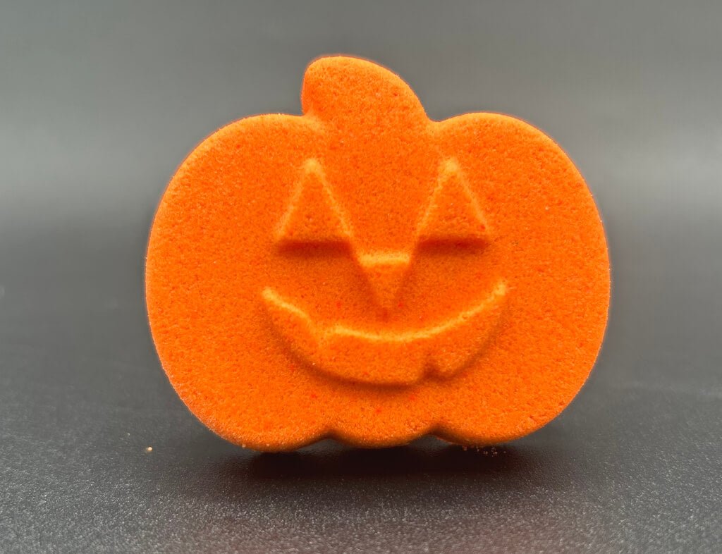 🎃 BASICS Mini Jack O'Lantern Kids Bath Bomb with Surprise Halloween - Themed Toy Inside - Berwyn Betty's Bath & Body Shop
