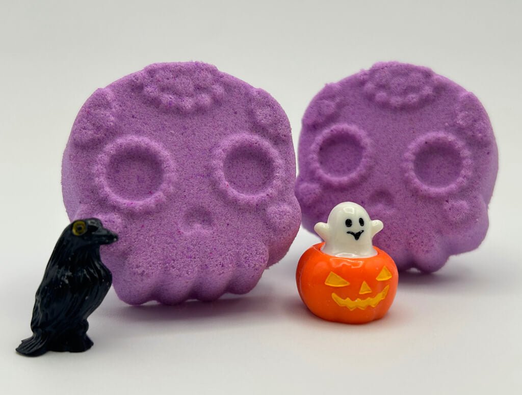 💀 BASICS Mini Sugar Skull Kids Bath Bomb with Surprise Halloween - Themed Toy Inside - Berwyn Betty's Bath & Body Shop