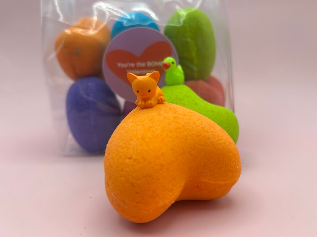 BASICS VALENTINE Hearts Kids Bath Bombs Bag with Animal Figures Inside - 6 ct - Berwyn Betty's Bath & Body Shop