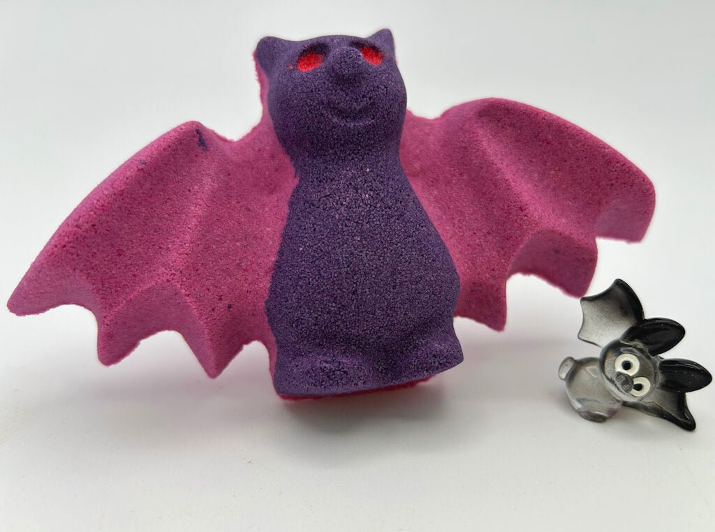 Bat Kids Bath Bomb with Bat Figure Toy Inside - Berwyn Betty's Bath & Body Shop