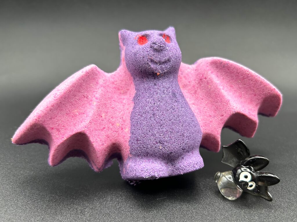 Bat Kids Bath Bomb with Bat Figure Toy Inside - Berwyn Betty's Bath & Body Shop