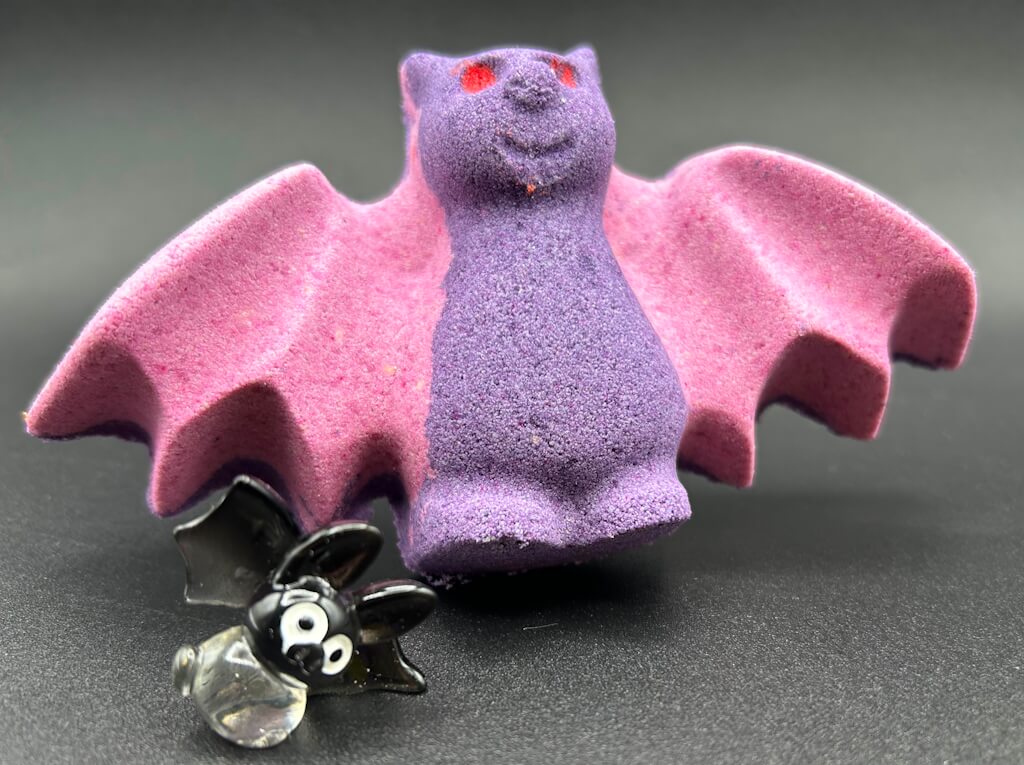 Bat Kids Bath Bomb with Bat Figure Toy Inside - Berwyn Betty's Bath & Body Shop