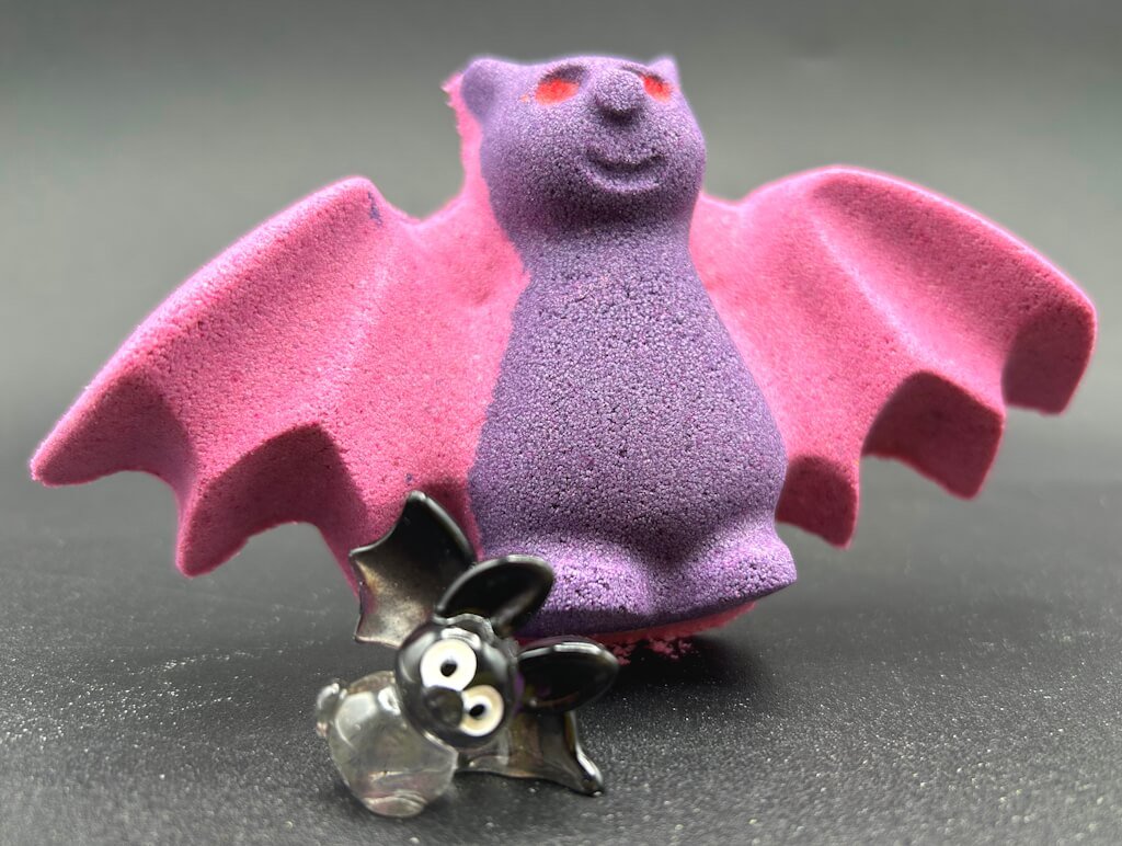 Bat Kids Bath Bomb with Bat Figure Toy Inside - Berwyn Betty's Bath & Body Shop