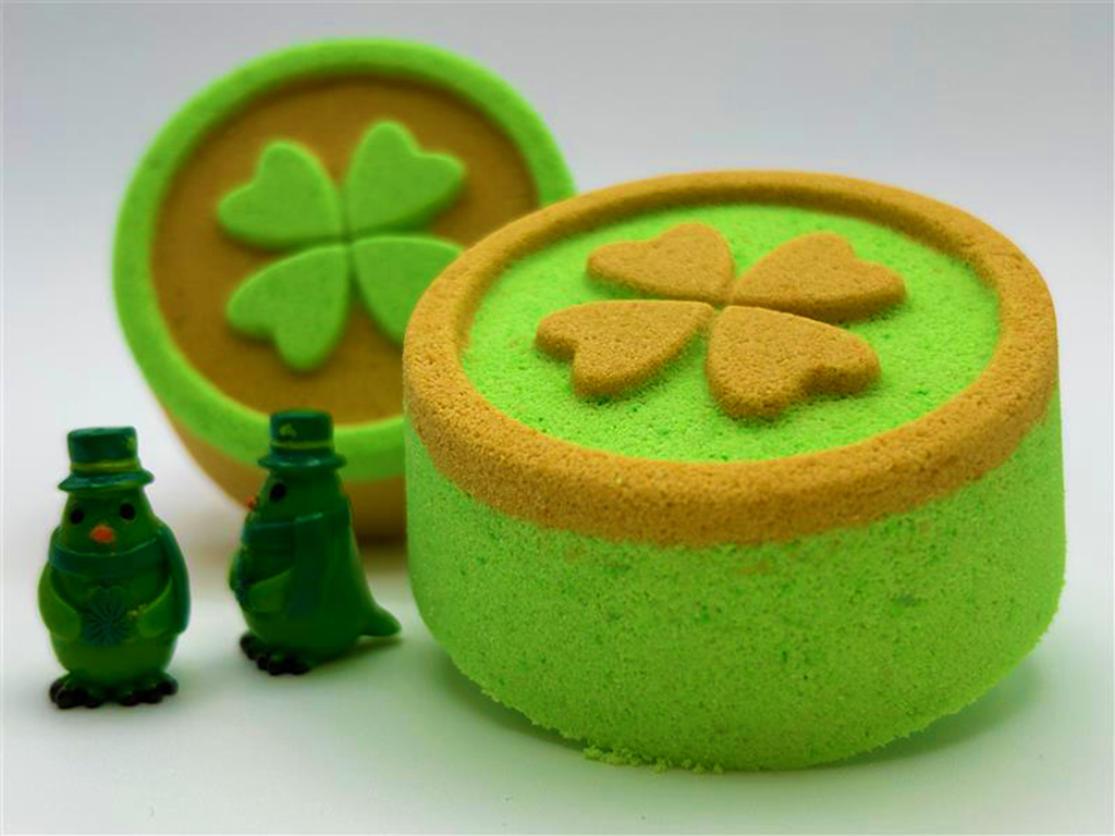 Limited-Edition Irish Coin Bath Bomb with Surprise Toy Inside 