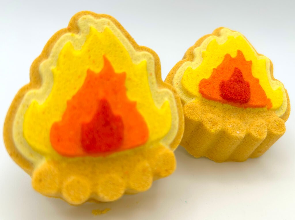 Campfire Bath Bomb with Hot Dog Eraser Toy - Berwyn Betty's Bath & Body Shop