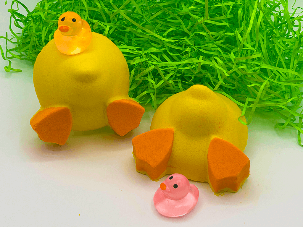 Duck Butt Kids Bath Bomb with Mochi Duck Toy Inside - Berwyn Betty's Bath & Body Shop