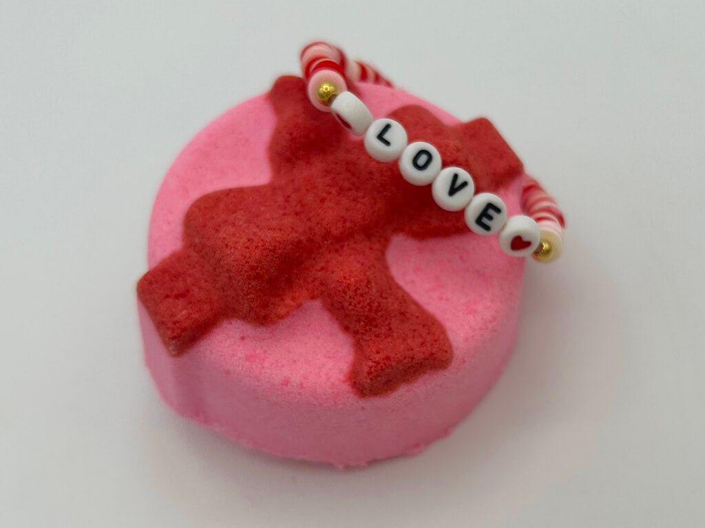 Gift Box with Bow Kids Bath Bomb with Valentines Bracelet Inside - Berwyn Betty's Bath & Body Shop