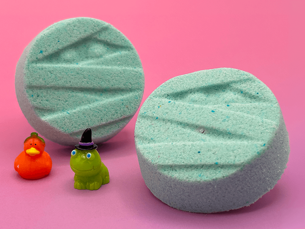 Halloween Bath Bomb Gift Bag for Kids – 6 Count with Surprise Toys Inside - Berwyn Betty's Bath & Body Shop