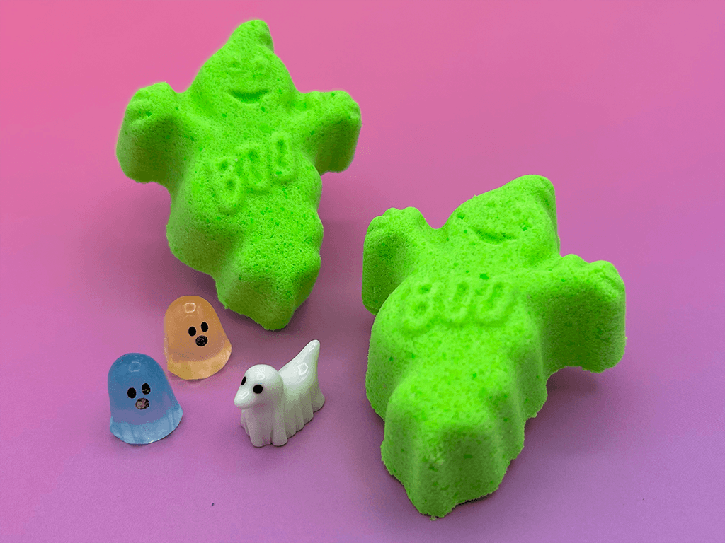 Halloween Bath Bomb Gift Bag for Kids – 6 Count with Surprise Toys Inside - Berwyn Betty's Bath & Body Shop