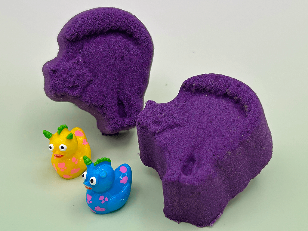 Halloween Bath Bomb Gift Bag for Kids – 6 Count with Surprise Toys Inside - Berwyn Betty's Bath & Body Shop