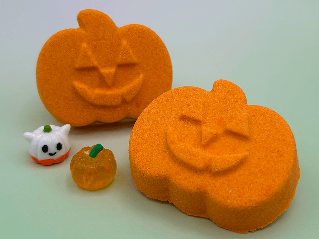 Halloween Bath Bomb Gift Bag for Kids – 6 Count with Surprise Toys Inside - Berwyn Betty's Bath & Body Shop