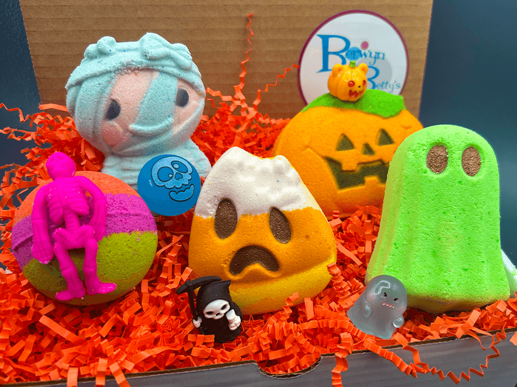 Halloween Bath Bombs Gift Box for Kids - 5 Count with Surprise Toys Inside - Berwyn Betty's Bath & Body Shop