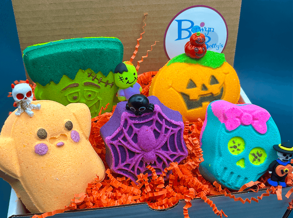 Halloween Bath Bombs Gift Box for Kids - 5 Count with Surprise Toys Inside - Berwyn Betty's Bath & Body Shop