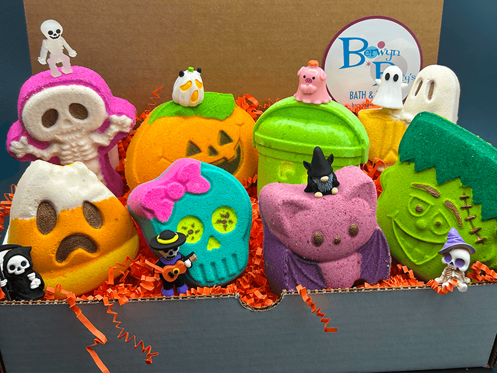 Halloween Bath Bombs Gift Box for Kids - 8 Count with Surprise Toys Inside - Berwyn Betty's Bath & Body Shop