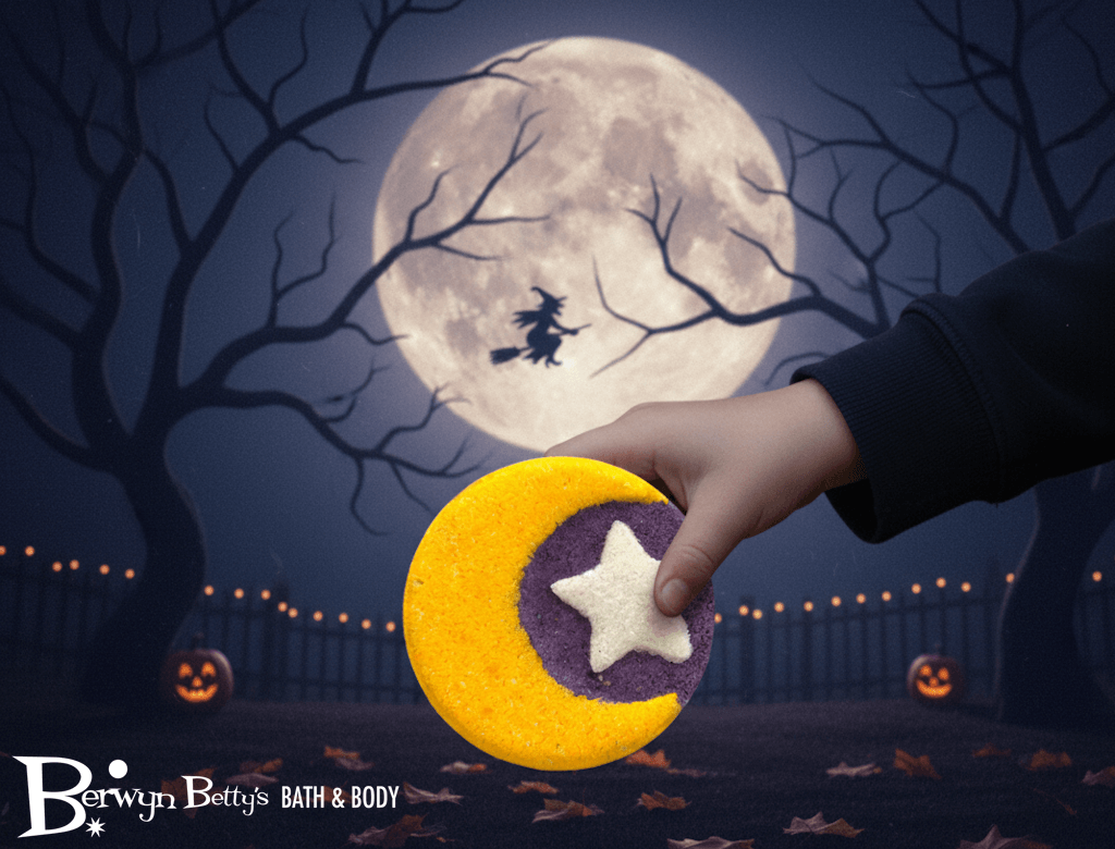 🌙 Halloween Crescent Moon Kids Bath Bomb with Black Cat Toy Inside - Berwyn Betty's Bath & Body Shop