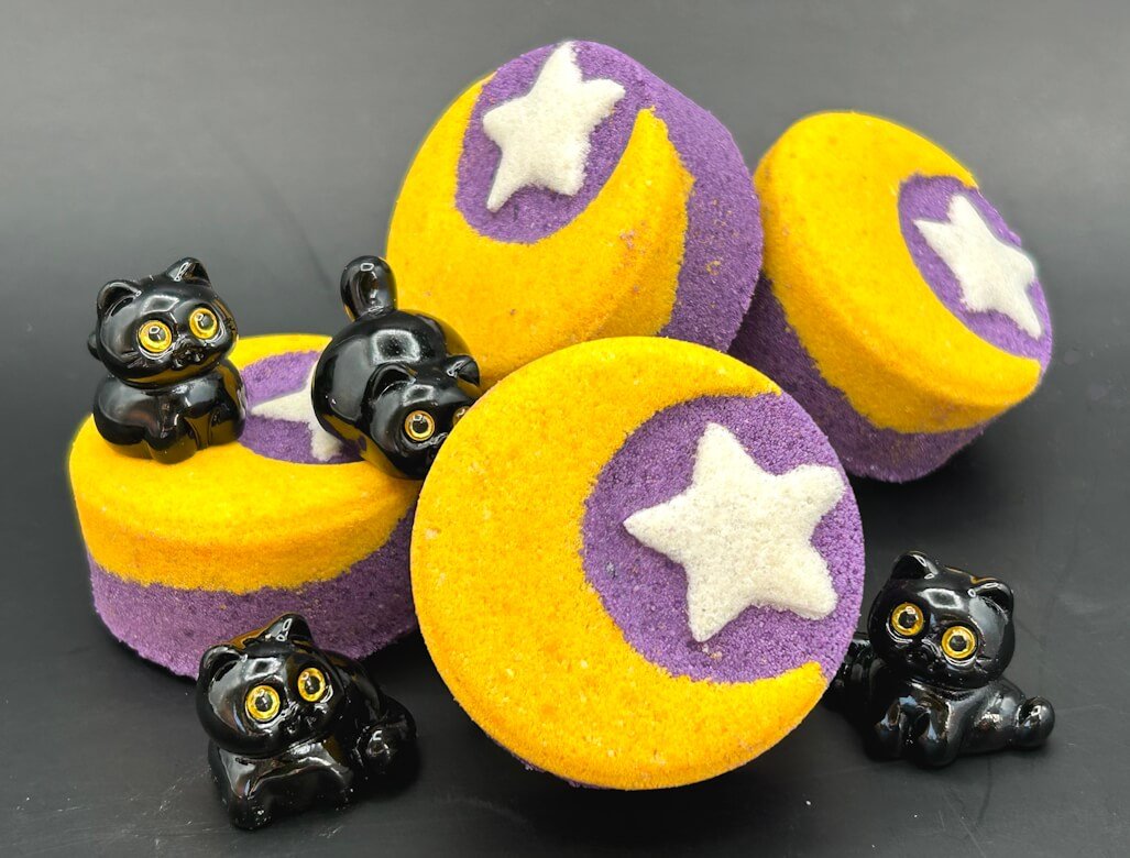 🌙 Halloween Crescent Moon Kids Bath Bomb with Black Cat Toy Inside - Berwyn Betty's Bath & Body Shop