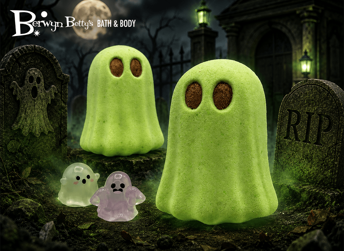 Halloween Glowing Ghost Bath Bomb for Kids with Surprise Luminous Ghost Toy Inside - Berwyn Betty's Bath & Body Shop