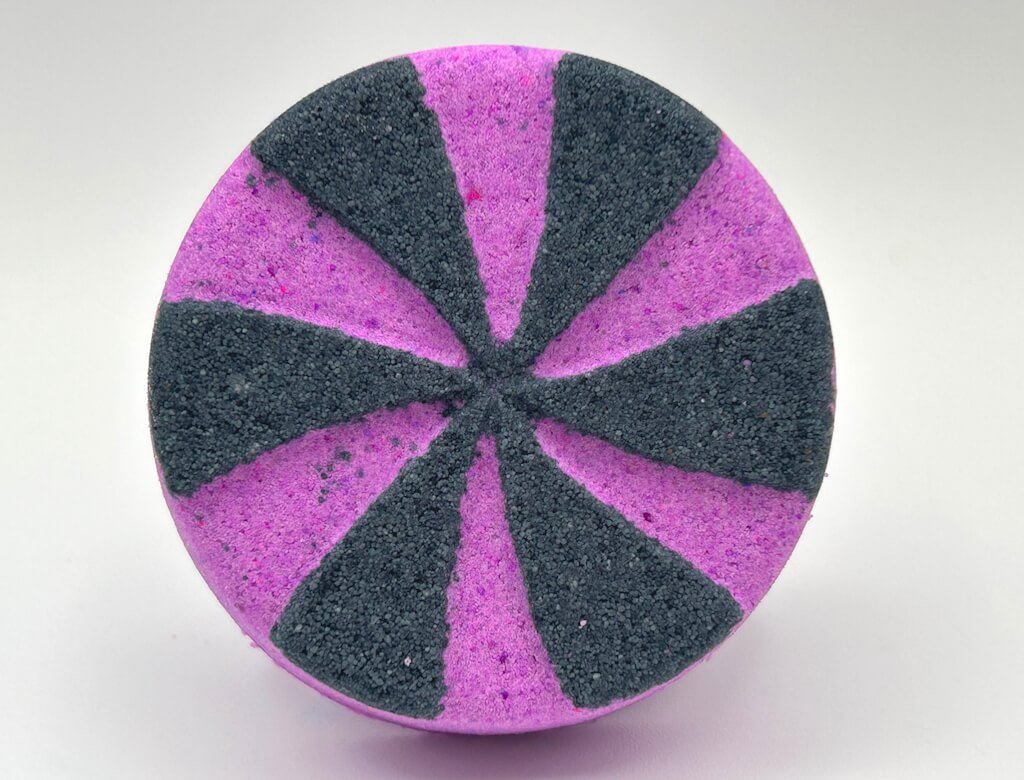 🍭 Halloween Pinwheel Candy Kids Bath Bomb with Candy Trinkets Inside - Berwyn Betty's Bath & Body Shop