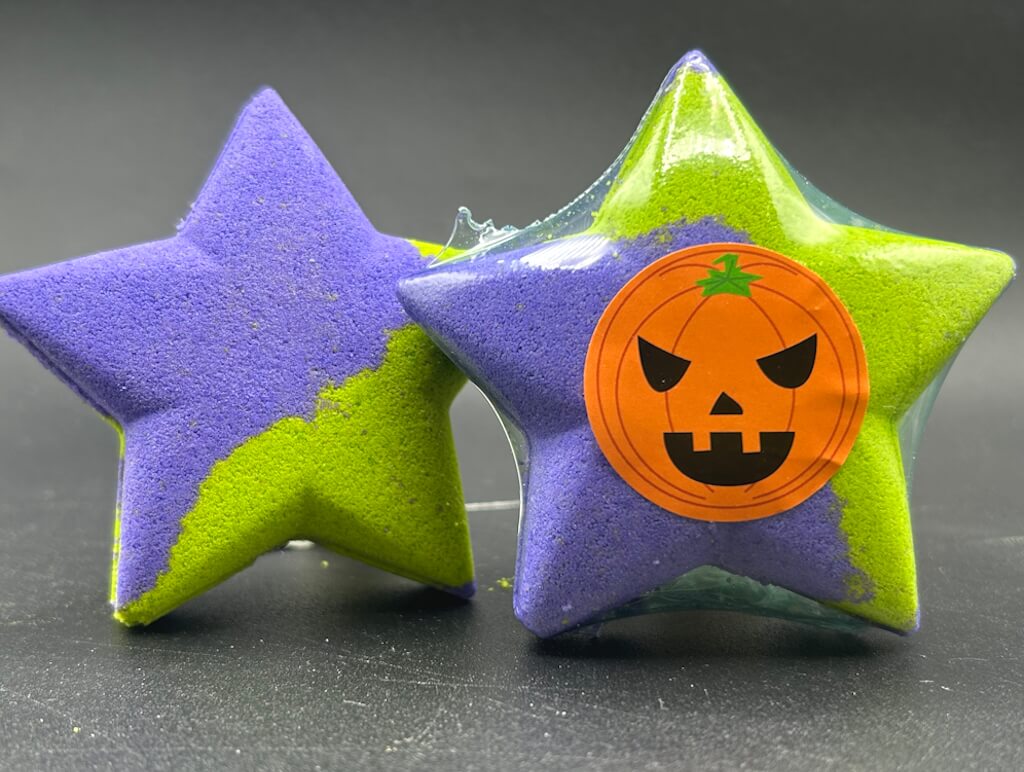 Halloween Star Kids Bath Bomb with Halloween - Themed Bracelet Inside - Berwyn Betty's Bath & Body Shop