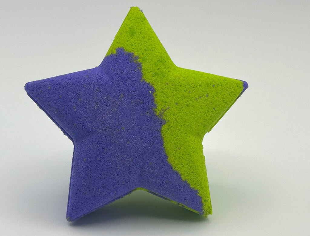 Halloween Star Kids Bath Bomb with Halloween - Themed Bracelet Inside - Berwyn Betty's Bath & Body Shop